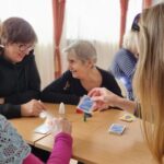 Бабушки vs Внуки: нешуточная борьба поколений по настольным играм